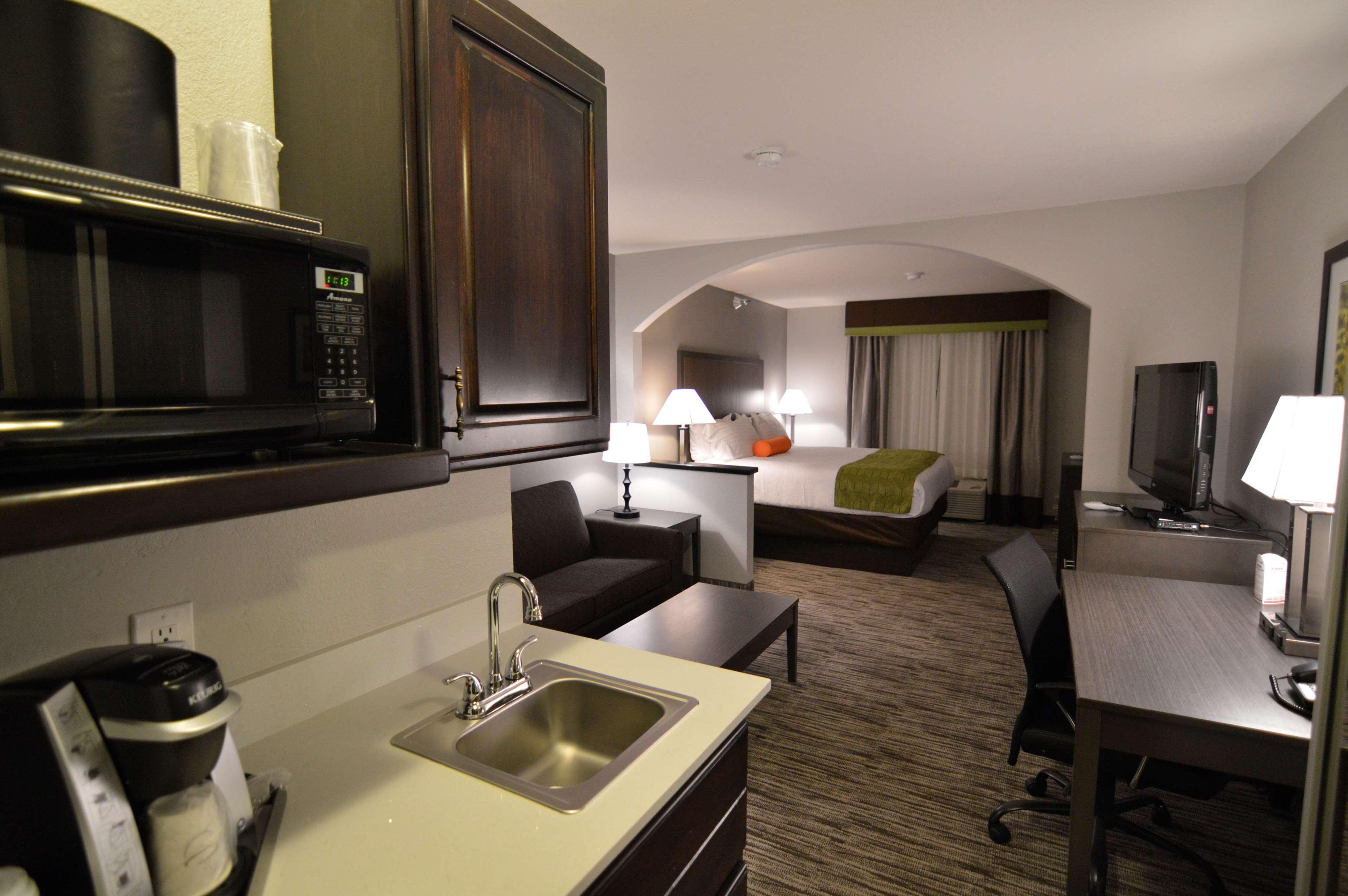 Best Western Plus Liberal Hotel & Suites Eksteriør billede