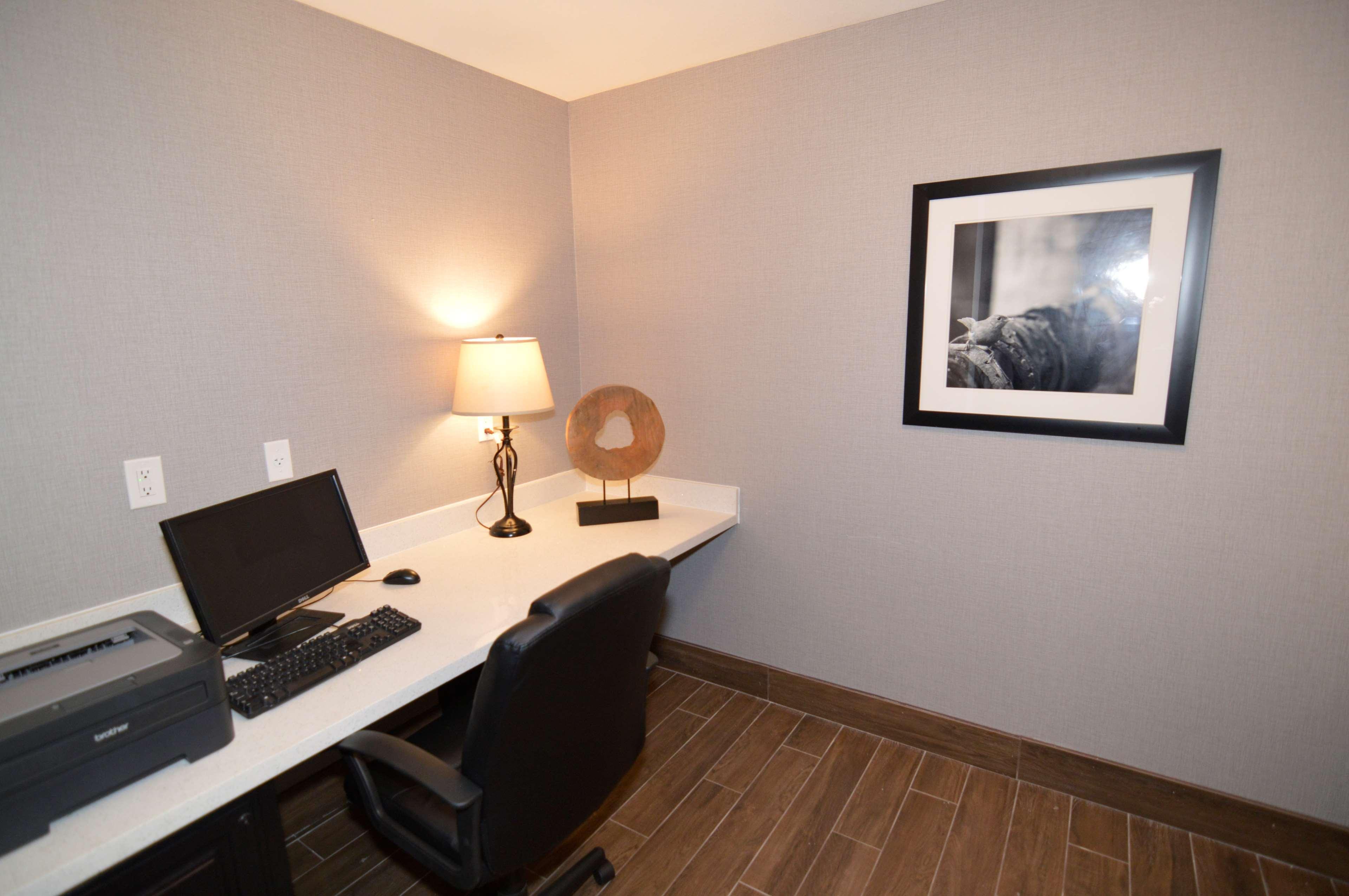 Best Western Plus Liberal Hotel & Suites Eksteriør billede